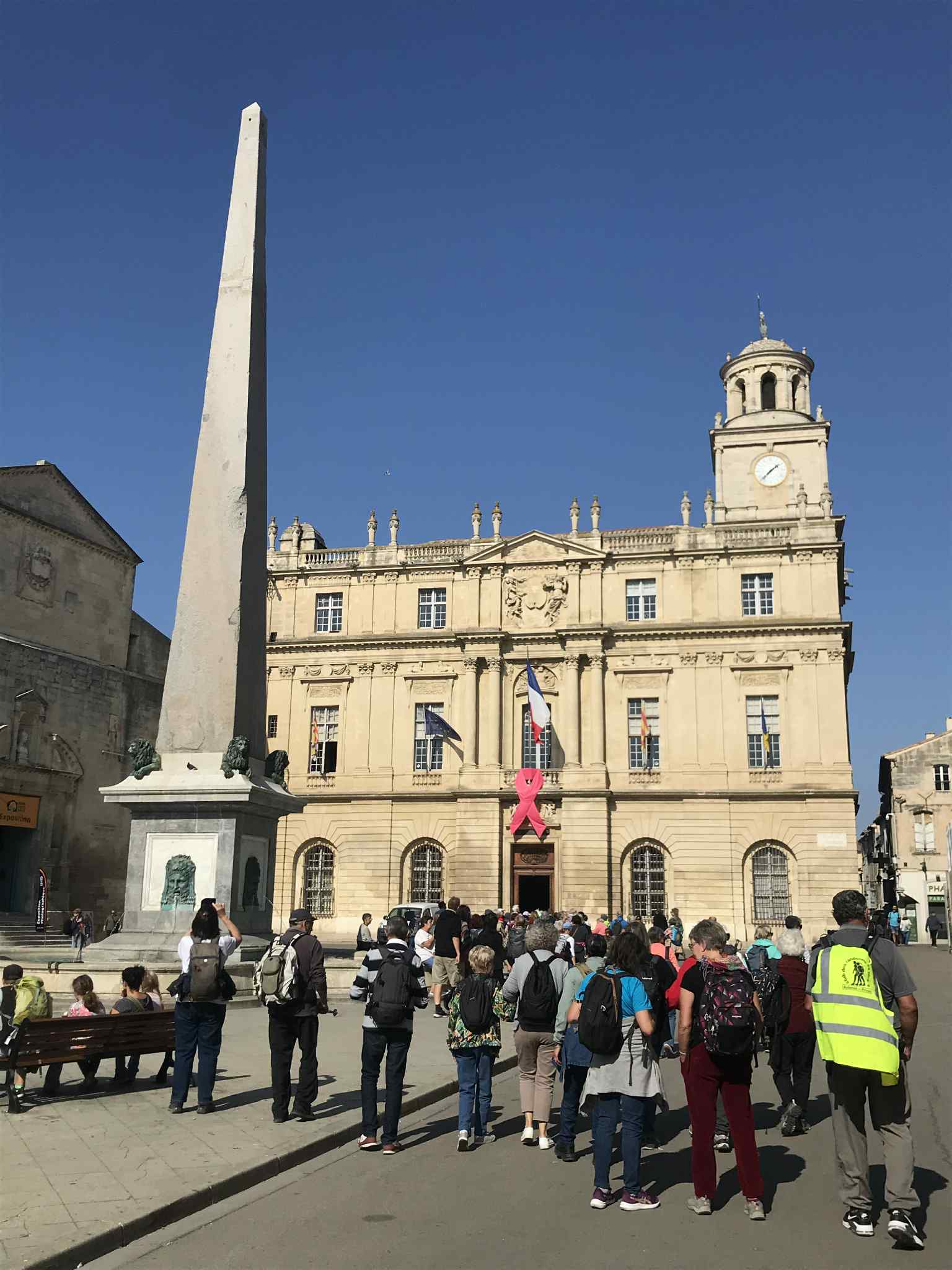 Moment de convivialité autour du pique-nique à Arles