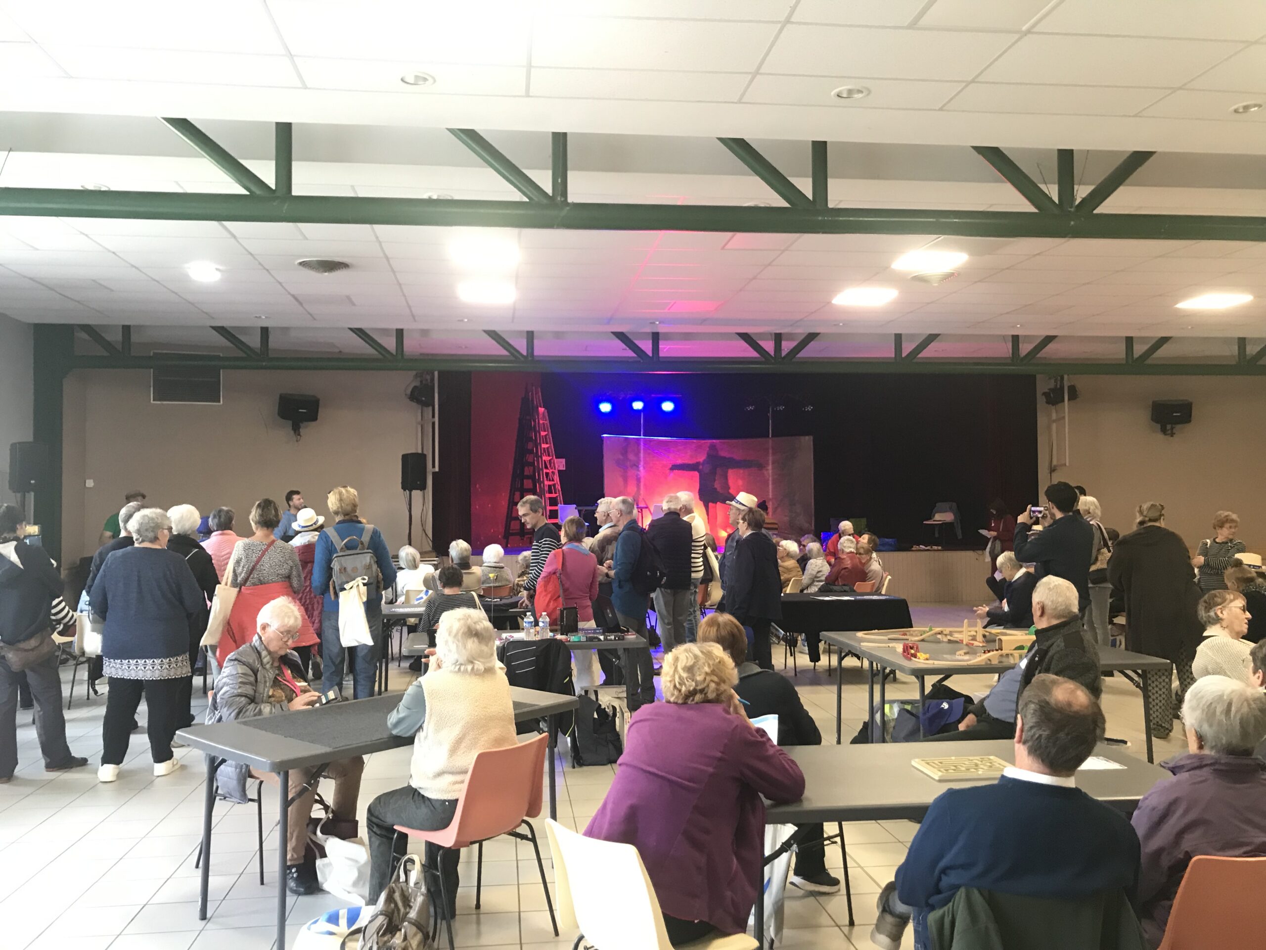 Ambiance conviviale lors de la Journée Séniors de Chomérac
